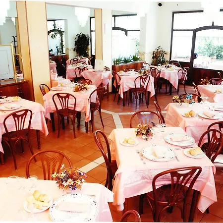 Hotel Sanvitale
