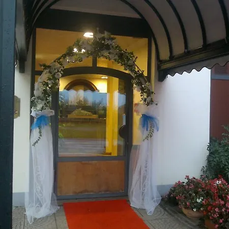 ホテル Sanvitale