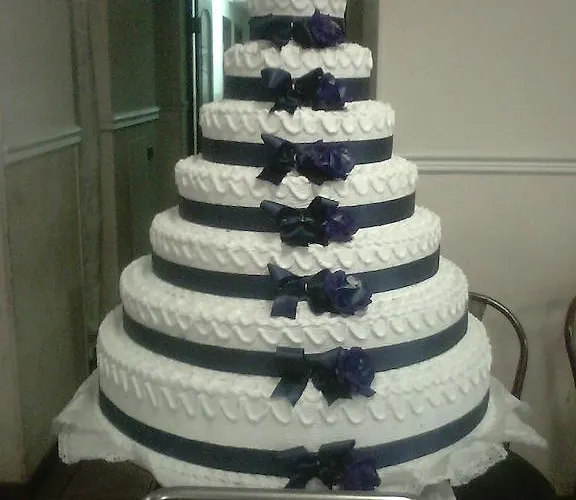 ホテル Sanvitale フォンタネッラート